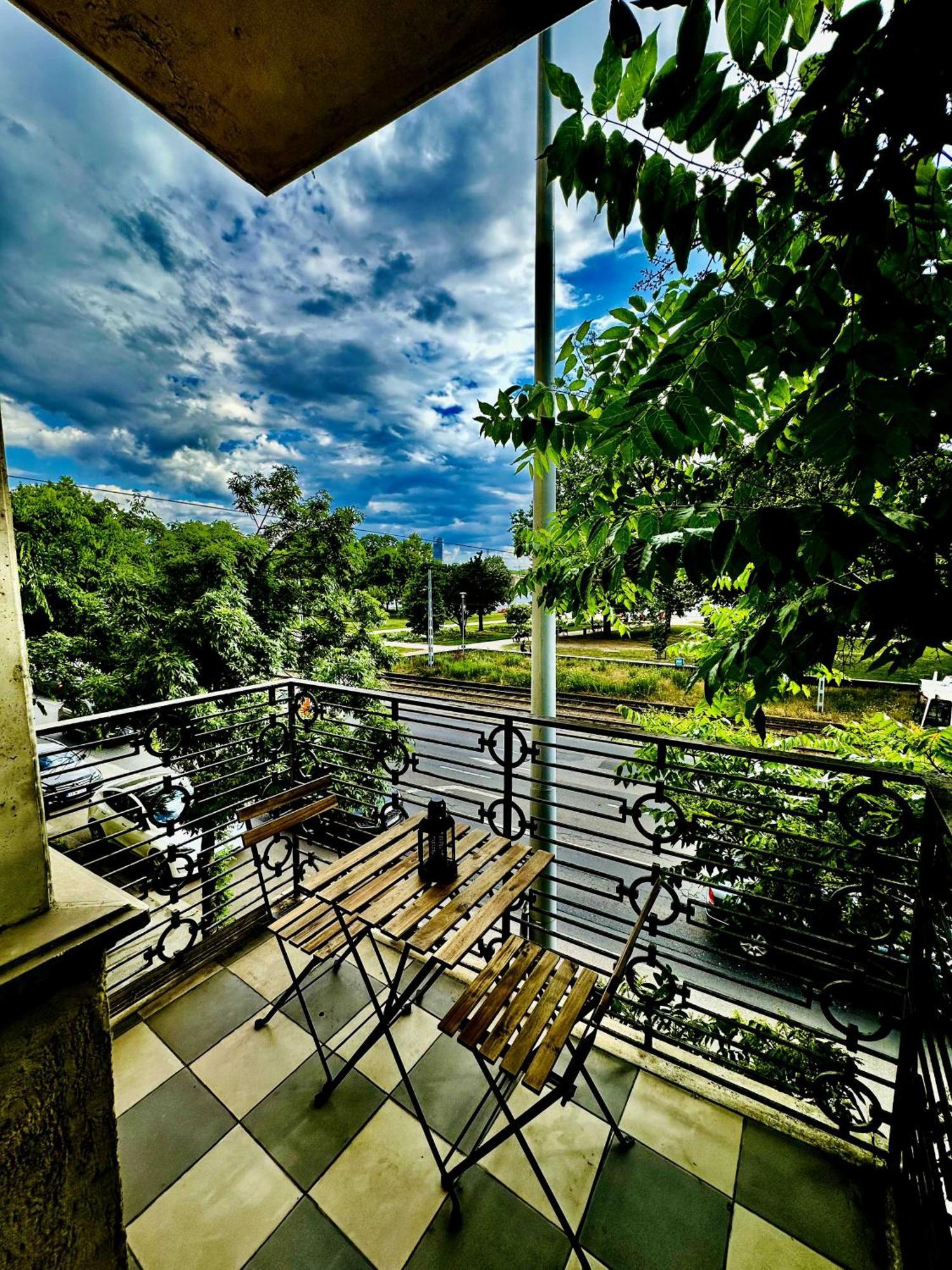 Casa Del Rio Hotel Будапеща Екстериор снимка